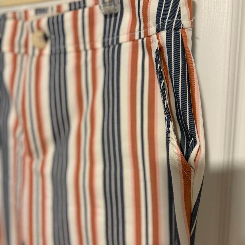 Striped Flared Pants - Picture 2 of 4